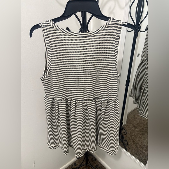 Ces Femme Black and White Striped Blouse NWOT - Picture 4 of 10